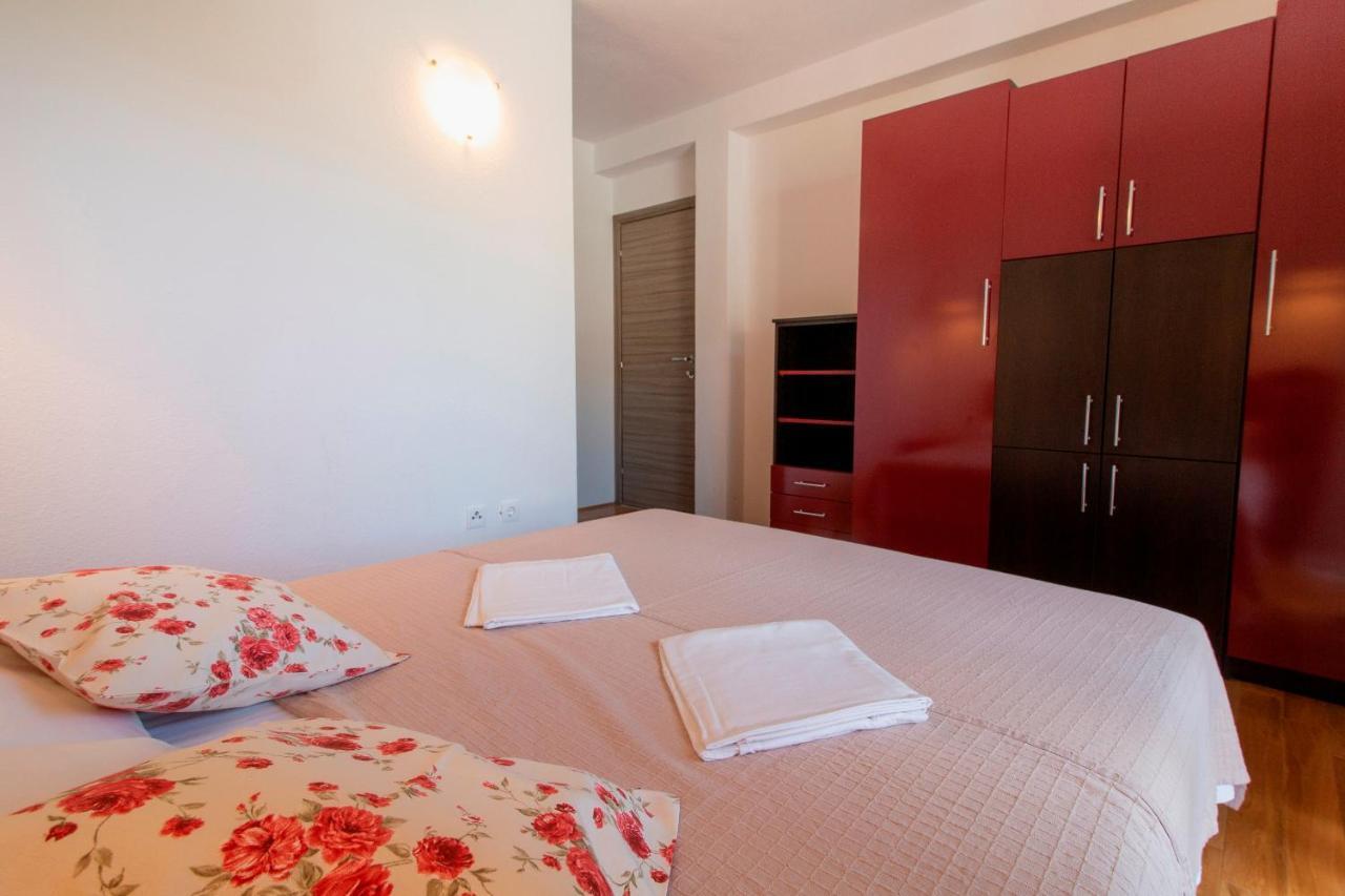 La Storia Apartments Makarska Exteriör bild