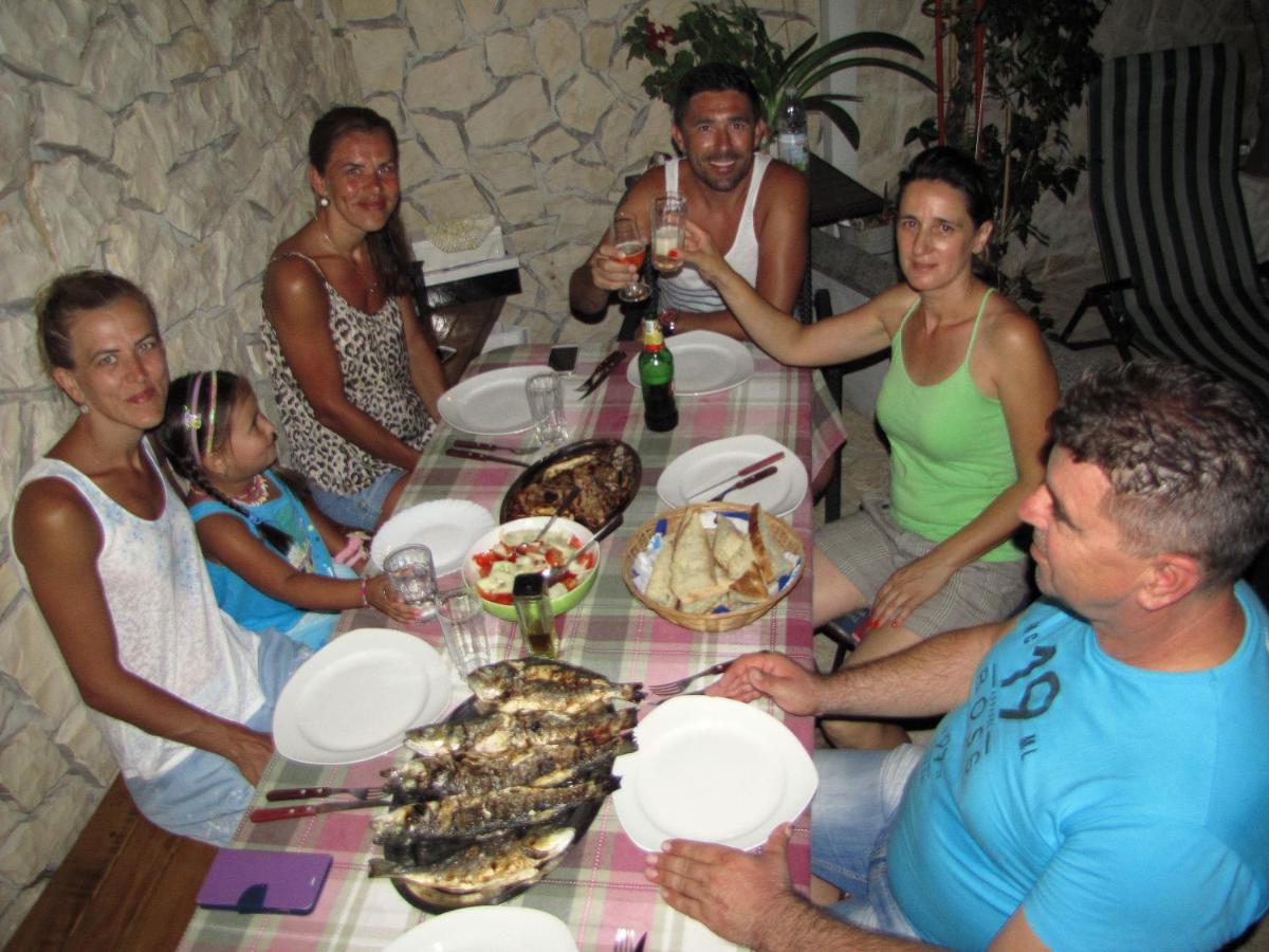 La Storia Apartments Makarska Exteriör bild
